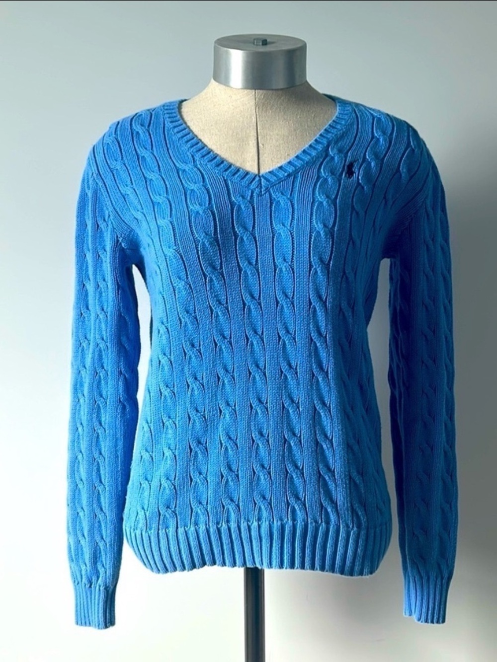 Ralph Lauren  Cable V-Neck Sweater - Sky Blue